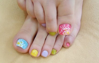 esmalte pe 5 Nail Tips and Styles Painted