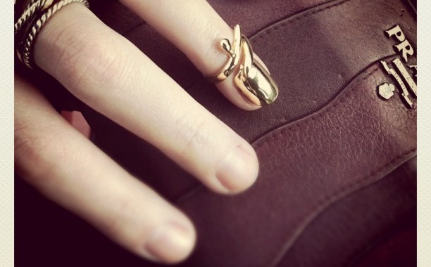 nail ring1 612x380 Nails ring Do you like this fashion?