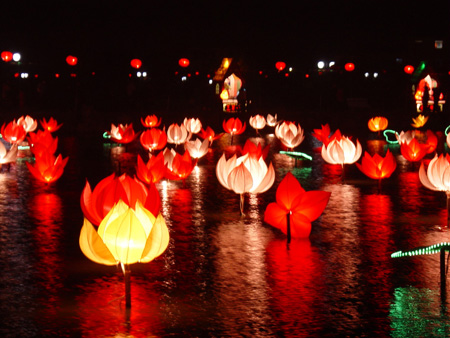 lantern chinese festival source 5q9 Chinese New Year 2014 year of the horse 
