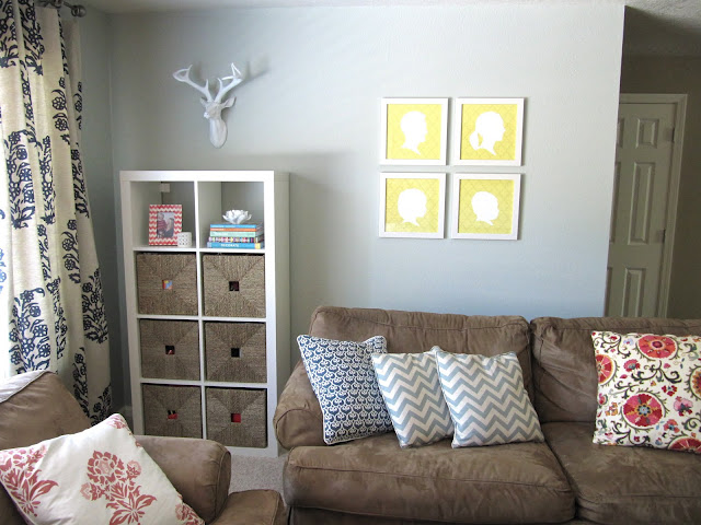 org+in+small+spaces+toy+storage+in+living+area Newest organizing furniture for small spaces