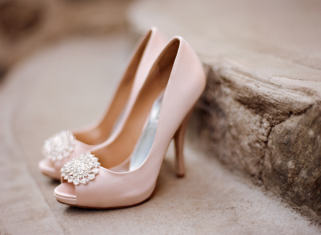 wedding shoes badgley mischka 24 Guide for a spring wedding