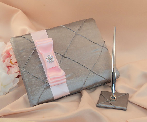 il 570xN.329182299 Wedding in pink and gray ideas 2014