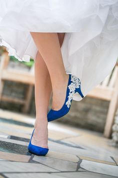 704db09da26448aceeb7d7e4eb080fe2 Something blue in Accessories for brides