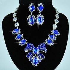 e1eba35f3361269ffdec3f2bb902db9c The coolest forms of Blue jewelry