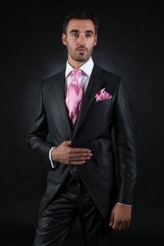 fe41167c5faa584aae3e3d160e0ee400 Groom suits by marie Pronuptia 2014