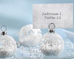 fec4bc2ec5e22bb504dd0f0dde48601c Hot winter wedding colors combinations: Blue and white or silver