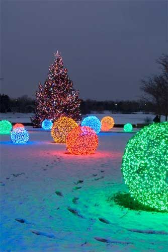 5d770c3fb529eb8f546d740387dabe7f Amazing Outdoor Christmas lights 2016