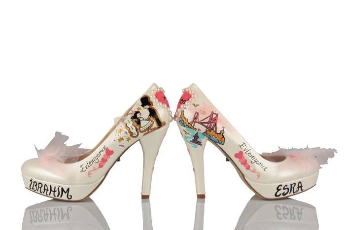 9534d7edb216ae49de4e5585ceb39773 funny wedding shoes designs for brides 2015