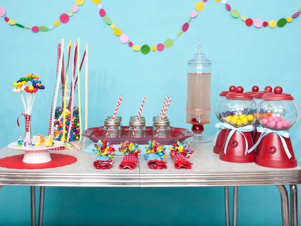 Original Kara Allen kids gumball birthday party table decor s4x3 lg Creative birthday table decorations for kids