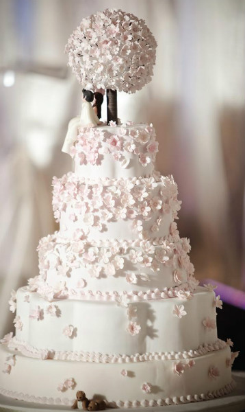  Awesome Cherry Blossom Wedding Cake Designs