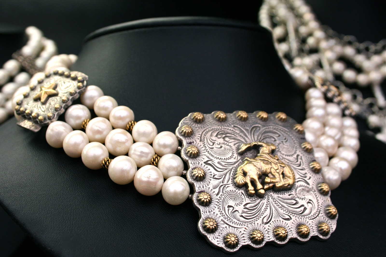  Collection of nice Jewelry & accessories