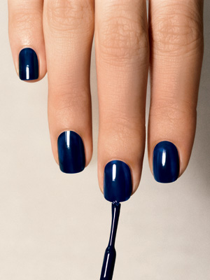 painting nails Learn to Decorate Your Nails