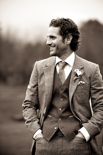 tweed suit groom Romantic touch to the grooms suit