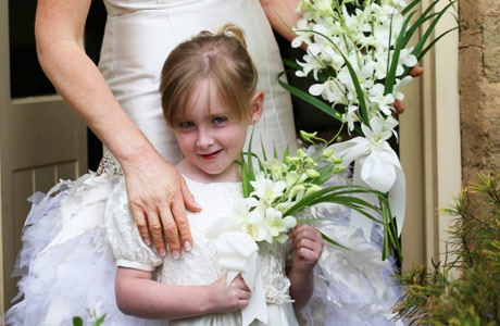 flowergirl bride landscape 460x300 Tips for planning your wedding party with children