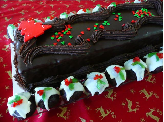  Merry Christmas chocolate Cakes designs 2014