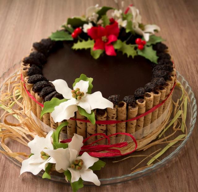  Merry Christmas chocolate Cakes designs 2014