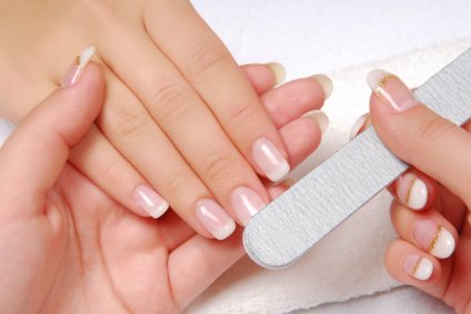 manicure2 saidaonline Important tips from beauty experts for nail care