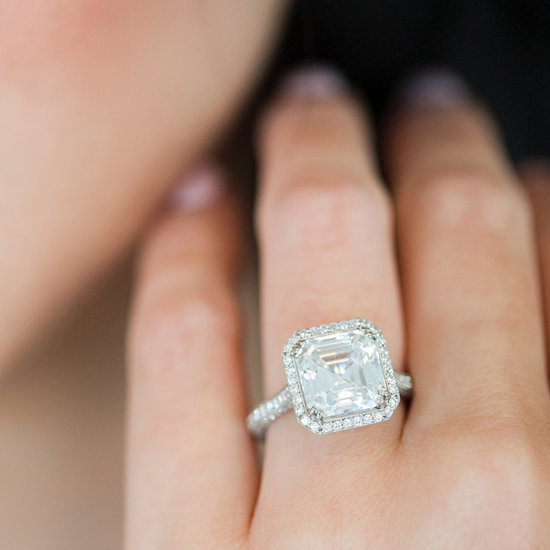 9791722ab7d29d2d 1.preview Some tips for choosing an engagement ring