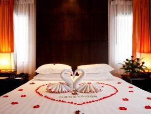 68922 110720173449022 STD Luxurious Honeymoon decorations images 