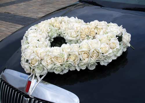 10 Ideas for wedding car flowers decoration wedding car decorations 9 10 Ideas for wedding car flowers decoration