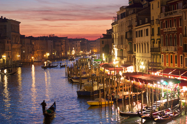 042b97f52cd2ec2855eb78bda0e736e3 5 most romantic cities in the world