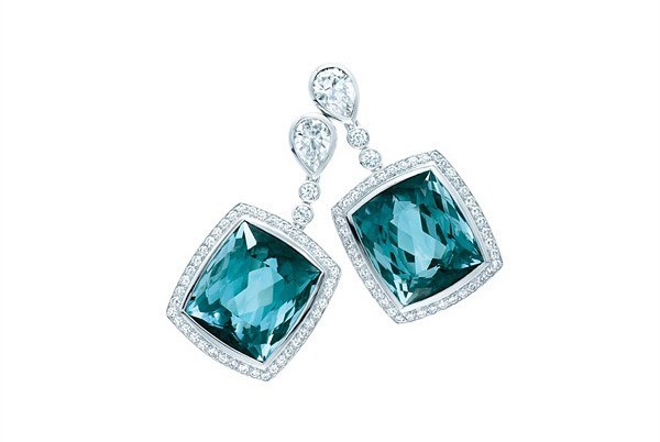 15162b97546aab90dca79d968abbee8c The elegance of Green jewelry