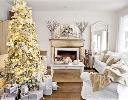 196f132598c90c52add98b10f77c1c2d Decorate the house for Christmas holiday