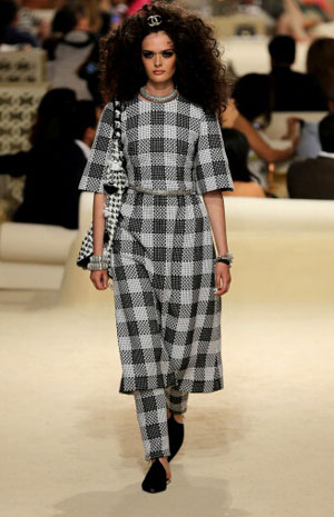 4ffe8a33c2770533f0ea99ecdf157072 Chanel Cruise Group