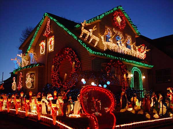 62fcf4551f2bf308a576d8afb37dbfb9 5 Tips for Christmas lights ideas 