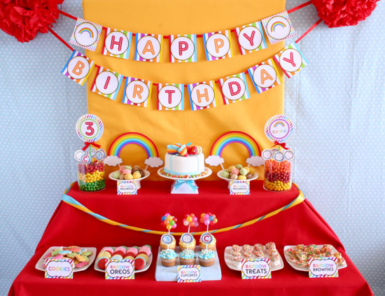 8af07060fb23079cbd0dfdcad82d5f7b The birthday decoration in rainbow colors