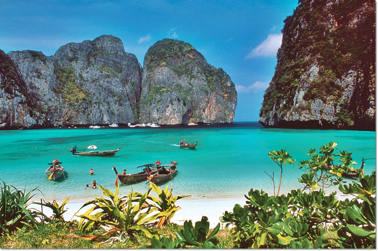 ab121914c23149428ebc3205c47b8cf1 10 Islands to spend your honeymoon