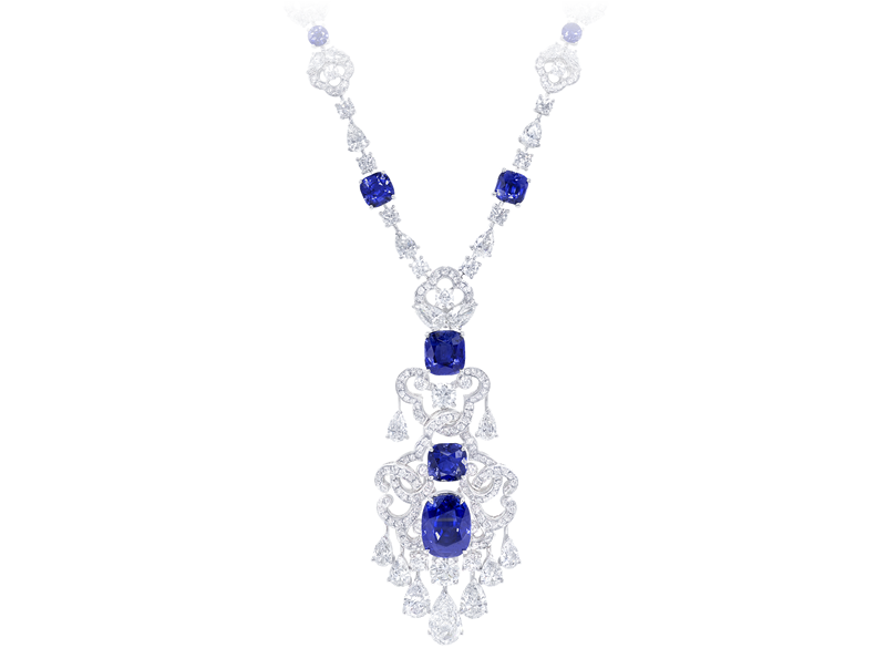 aba73042f8c0b2037911f3ec67b77711 Jewelry with the sea color