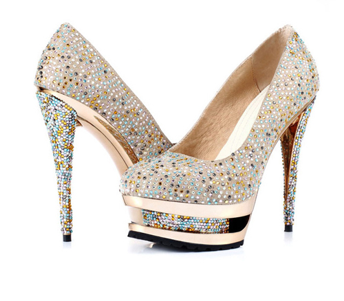 b4b0c7b59b636fd630765861686e4f1a For decorating brides shoes ideas