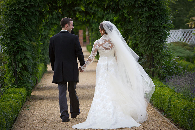 bride groom2 Multiple different ideas for wedding party  