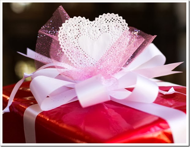 c7980adf7822737525fd465690ee64bf Celebrations and gifts crisis in Valentines day