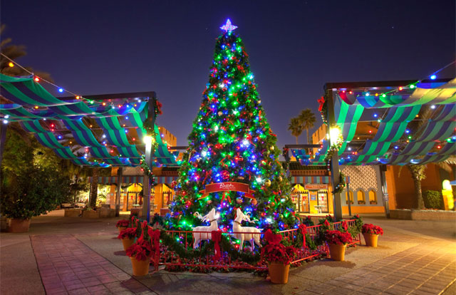 cdc49c67afd87461861416f05e9073b1 Christmas lights in United States