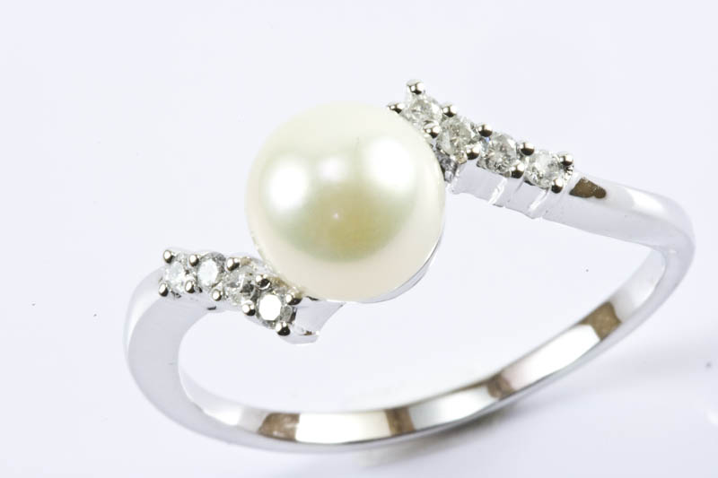 ct ring105 Marvel white gold pearl rings