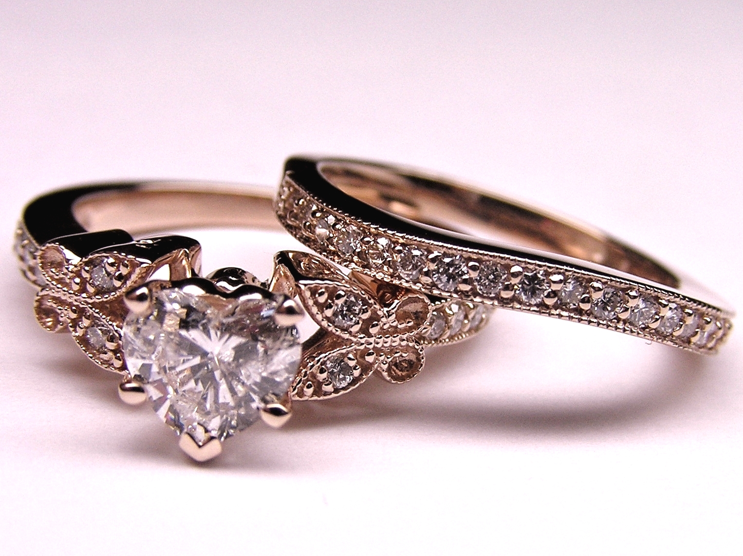 ea5838c3ace3e3541cac61ebbaa57639 Beautiful Engagement Ring models 2015
