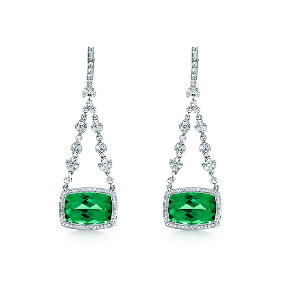 f2c0d1da8ea1a8beb9e43ce9b4757647 The elegance of Green jewelry
