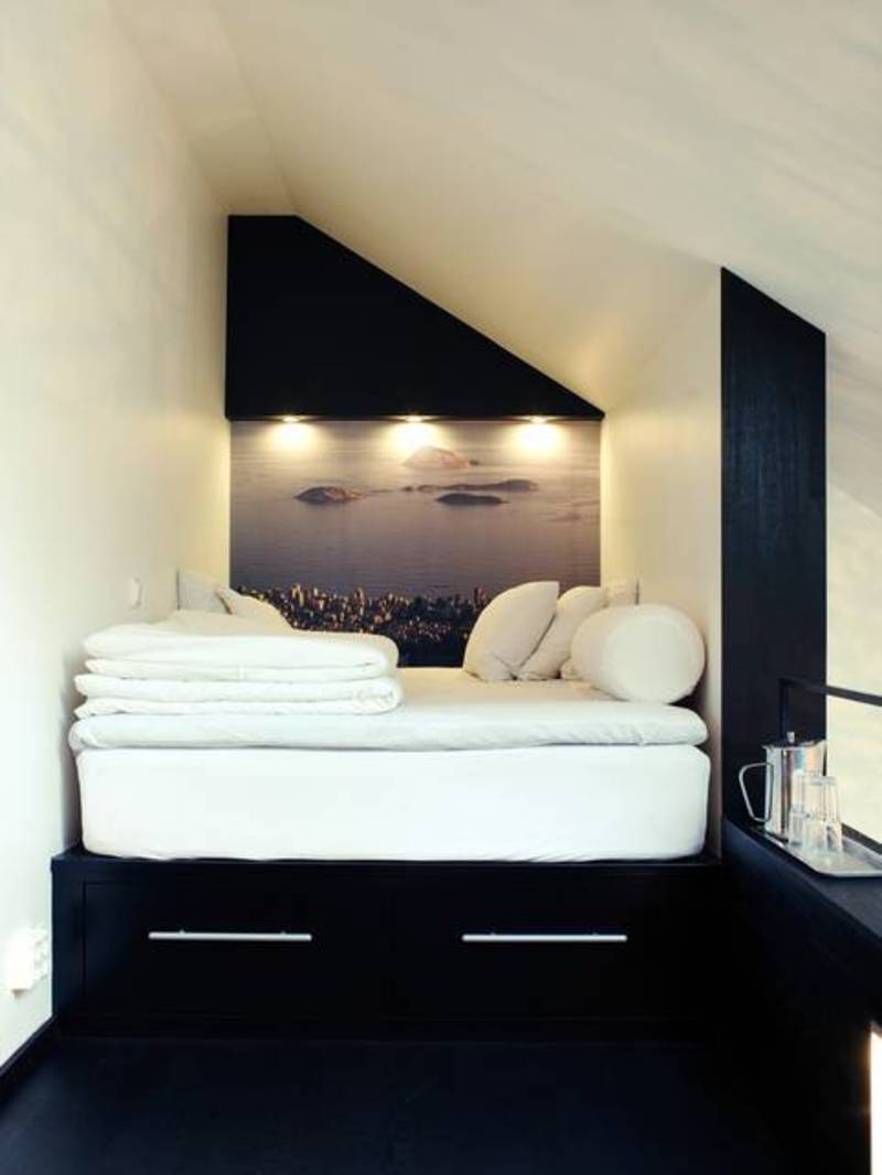 f7295adddcc616aa69c0f6a847d2d8b9 Small & simple sleep rooms design ideas