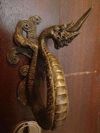 ff193e563a17b0d3c070c7c1a95399d3 Door handles for home decor 2015
