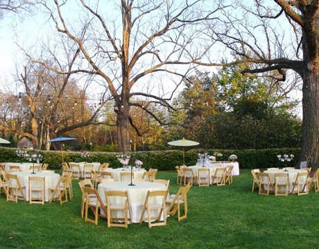 How to decorate for a wedding reception outdoors under a tent idea outdoor reception wedding 5 How to decorate for a wedding reception outdoors under a tent