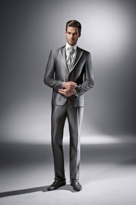 suits tuxedos jacques Groom suits by marie Pronuptia 2014