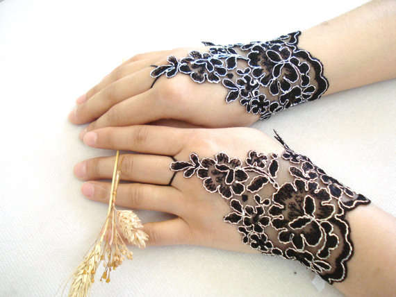  Modern black wedding accessories 2014