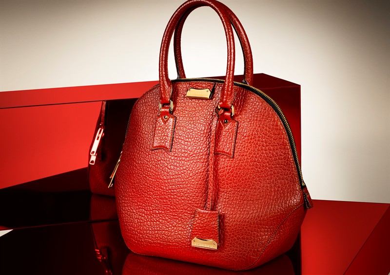 vintage appeal burberry orchard bag in grainy leather 8 Burberry Gifts for Mothers Day 2014