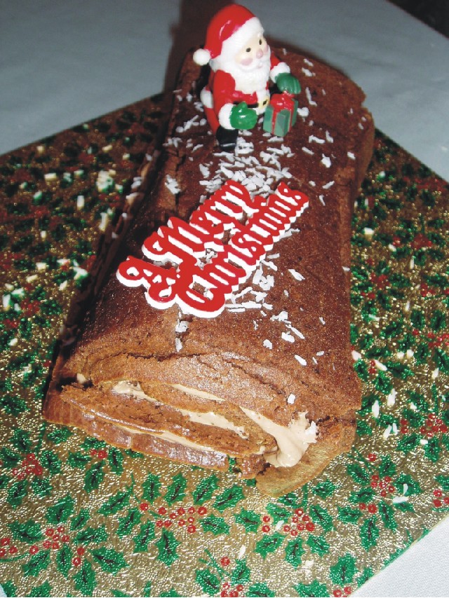 Merry Christmas chocolate Cakes designs 2014 YuleLog Merry Christmas chocolate Cakes designs 2014