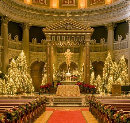106551 424x400 xmasidea1 Church wedding decorations at Christmas