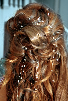 crystals hair Tips to get beautiful hairstyle in wedding day