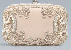 038719fd82039c89d004bfcf7fc9c0df Choose the correct evening clutch 