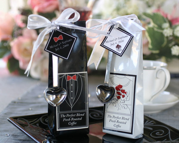 edible wedding favors Modern black wedding accessories 2014